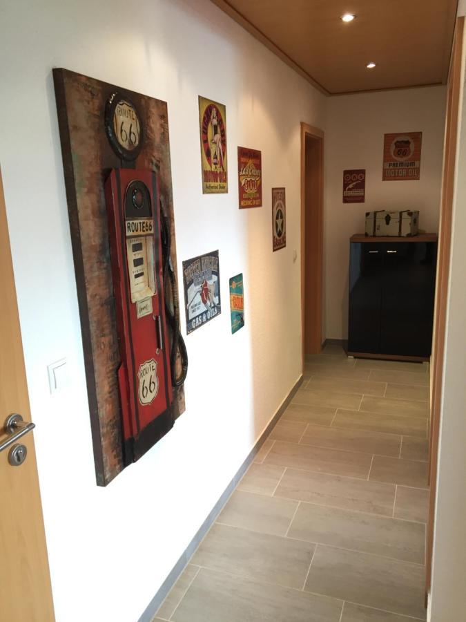 Alte Tankstelle Apartment Strassenhaus Екстериор снимка