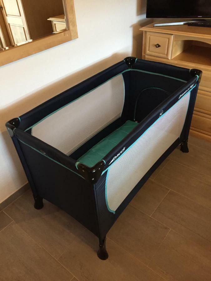 Alte Tankstelle Apartment Strassenhaus Екстериор снимка